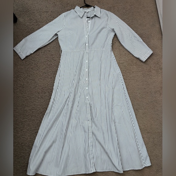 Button up stripped maxi dress - Picture 2 of 8